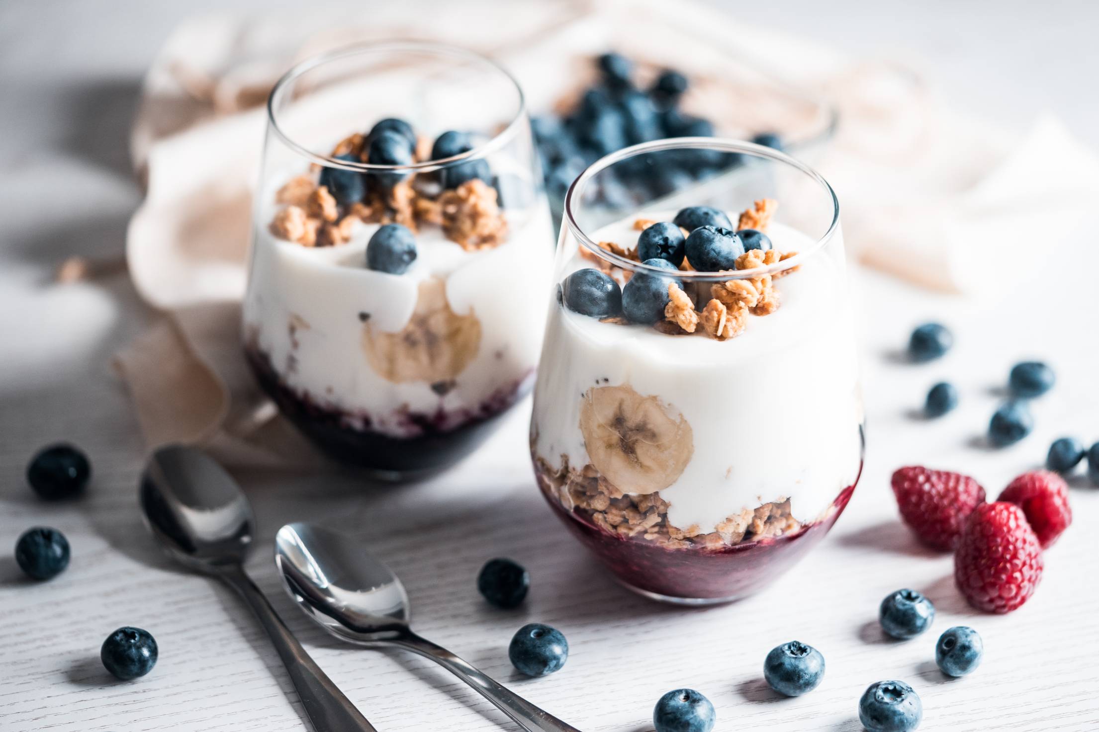 Müsli Yogurt with Blueberries Free Photo